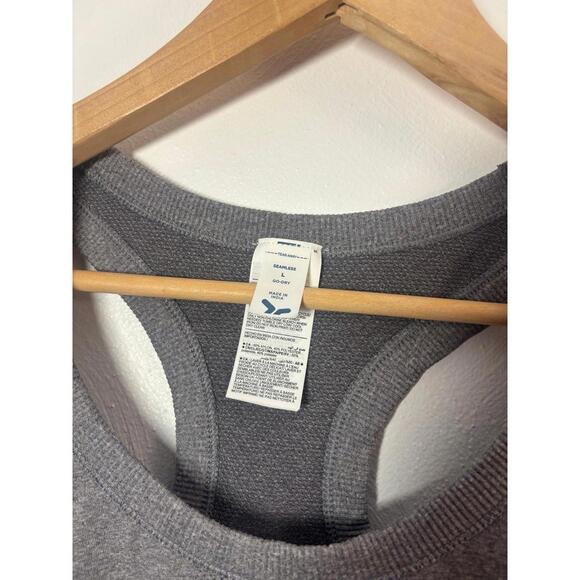 Old Navy Active Seamless Tank Top Size Large - Picture 3 of 5